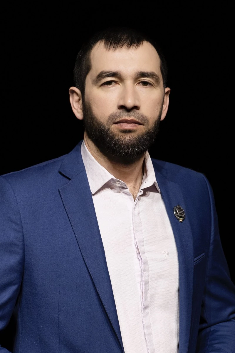 Висхан Исламов