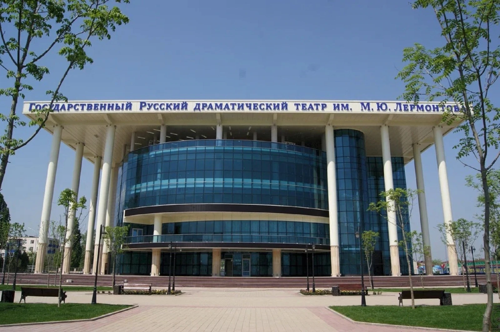 Здание Русского театра в Грозном